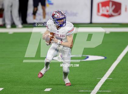Thumbnail 3 in Westlake vs. Southlake Carroll (UIL 6A D1 Final) photogallery.