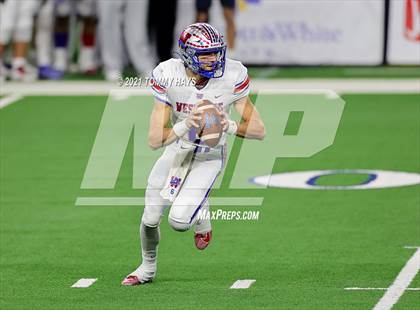 Thumbnail 2 in Westlake vs. Southlake Carroll (UIL 6A D1 Final) photogallery.