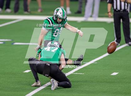 Thumbnail 3 in Westlake vs. Southlake Carroll (UIL 6A D1 Final) photogallery.
