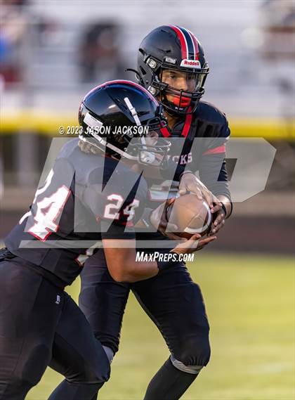 Thumbnail 1 in Douglas Byrd @ Hoke County photogallery.