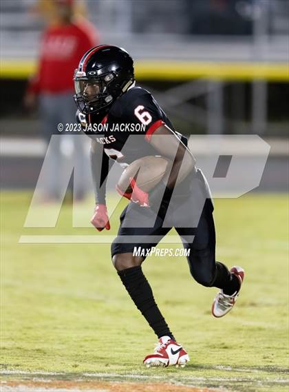 Thumbnail 1 in Douglas Byrd @ Hoke County photogallery.