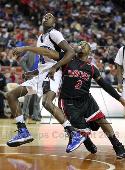 Thumbnail 2 in Mumford vs. San Augustine (UIL 1A Semifinal) photogallery.