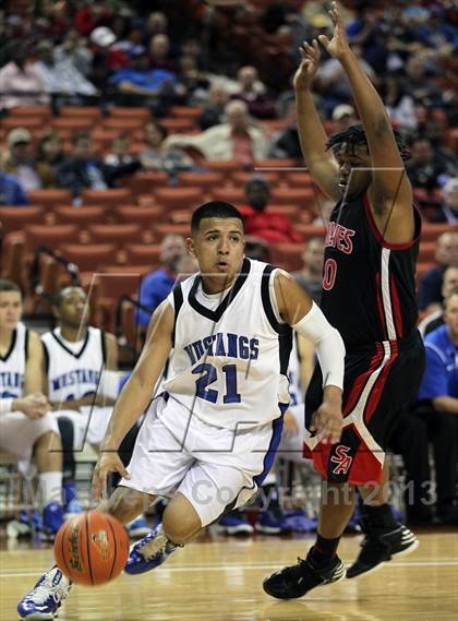 Thumbnail 1 in Mumford vs. San Augustine (UIL 1A Semifinal) photogallery.