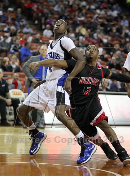 Thumbnail 1 in Mumford vs. San Augustine (UIL 1A Semifinal) photogallery.