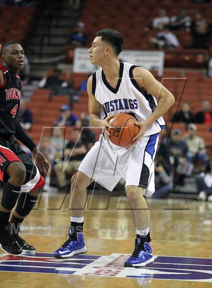 Thumbnail 3 in Mumford vs. San Augustine (UIL 1A Semifinal) photogallery.