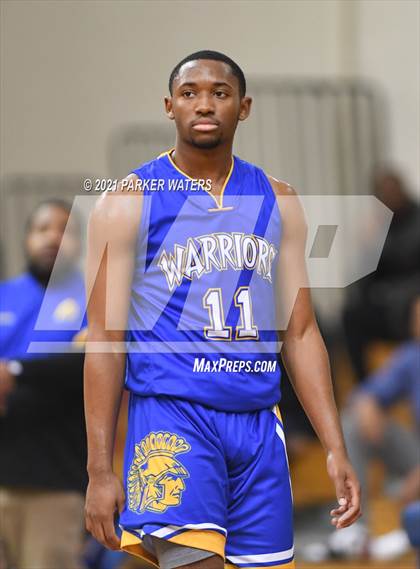 Thumbnail 3 in St. Louis Catholic vs Sophie B. Wright (Country Day Classic) photogallery.