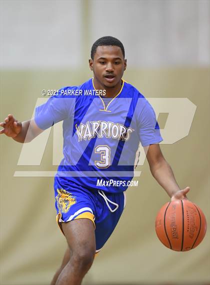 Thumbnail 3 in St. Louis Catholic vs Sophie B. Wright (Country Day Classic) photogallery.