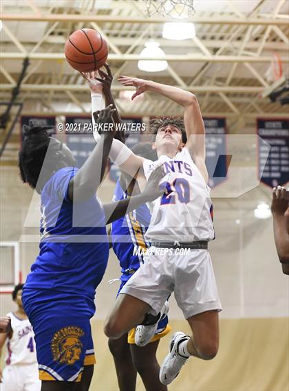 Thumbnail 1 in St. Louis Catholic vs Sophie B. Wright (Country Day Classic) photogallery.