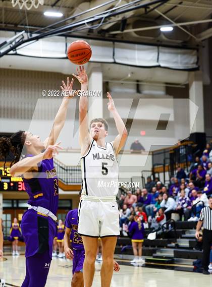 Thumbnail 2 in Marion @ Noblesville photogallery.