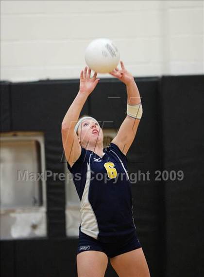 Thumbnail 3 in Pine Creek vs. Colorado Springs Christian (Eaglecrest Invitational) photogallery.