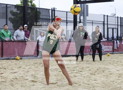 Thumbnail 3 in Canyon vs. Long Beach Poly photogallery.
