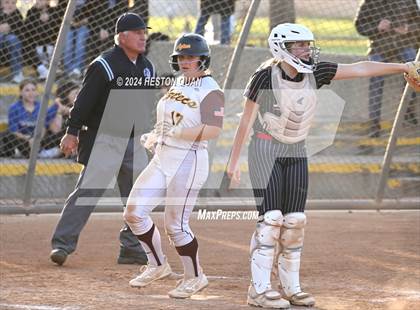 Thumbnail 2 in Esperanza vs. Mission Viejo (Michelle Carew Classic) photogallery.