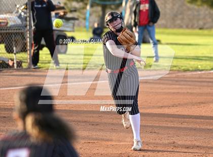 Thumbnail 3 in Esperanza vs. Mission Viejo (Michelle Carew Classic) photogallery.