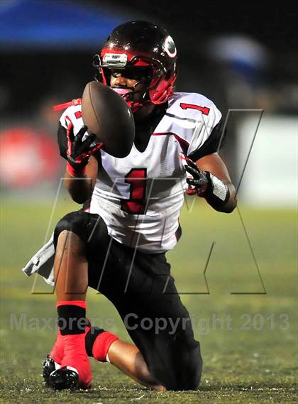 Thumbnail 2 in Centennial @ Vista Murrieta (CIF SS Inland Division Final) photogallery.