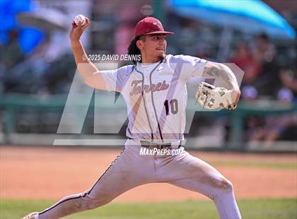 Thumbnail 1 in Mendota vs Torres (CIF CS D6 Championship) photogallery.
