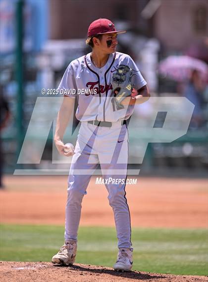 Thumbnail 1 in Mendota vs Torres (CIF CS D6 Championship) photogallery.