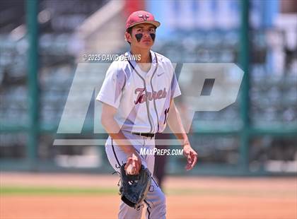 Thumbnail 2 in Mendota vs Torres (CIF CS D6 Championship) photogallery.