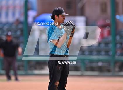 Thumbnail 1 in Mendota vs Torres (CIF CS D6 Championship) photogallery.