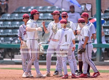 Thumbnail 2 in Mendota vs Torres (CIF CS D6 Championship) photogallery.