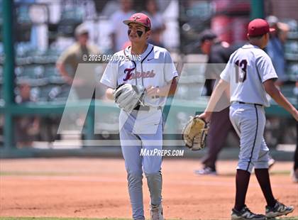 Thumbnail 3 in Mendota vs Torres (CIF CS D6 Championship) photogallery.