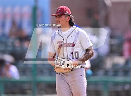 Thumbnail 1 in Mendota vs Torres (CIF CS D6 Championship) photogallery.