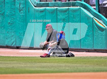 Thumbnail 3 in Mendota vs Torres (CIF CS D6 Championship) photogallery.