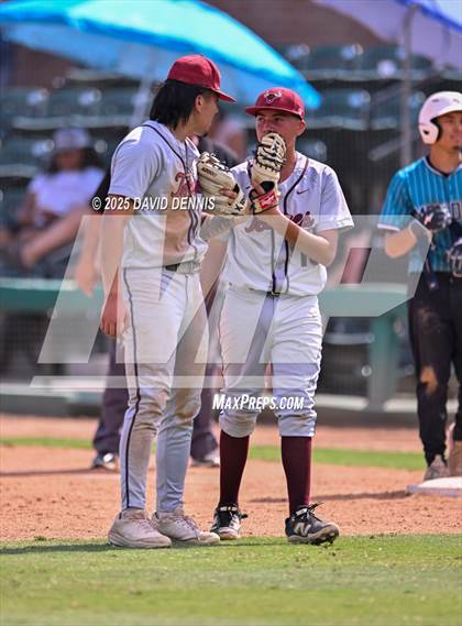 Thumbnail 2 in Mendota vs Torres (CIF CS D6 Championship) photogallery.