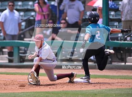 Thumbnail 2 in Mendota vs Torres (CIF CS D6 Championship) photogallery.