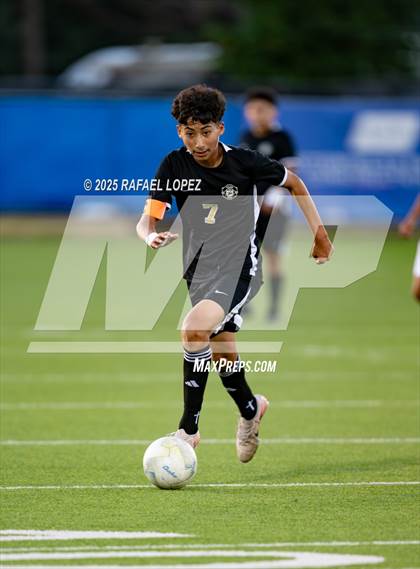Thumbnail 1 in JV: Ball @ Galena Park (Scrimmage) photogallery.
