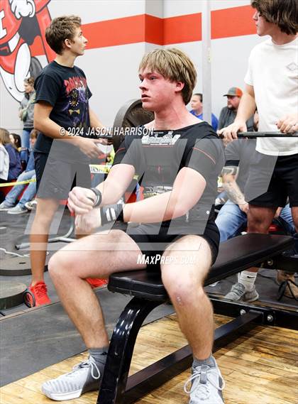 Thumbnail 2 in Muenster High Meet photogallery.