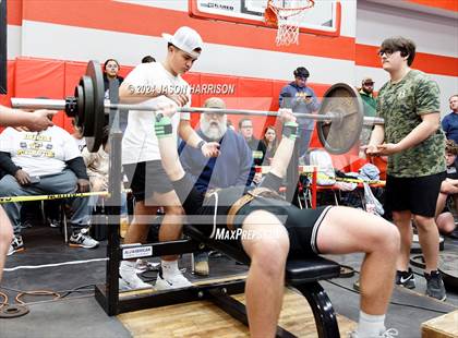Thumbnail 3 in Muenster High Meet photogallery.
