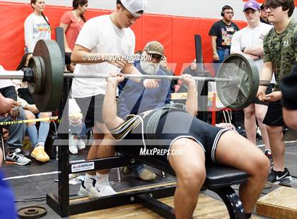 Thumbnail 3 in Muenster High Meet photogallery.