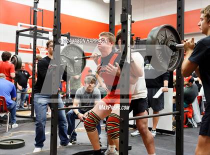 Thumbnail 3 in Muenster High Meet photogallery.