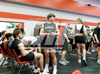 Thumbnail 2 in Muenster High Meet photogallery.