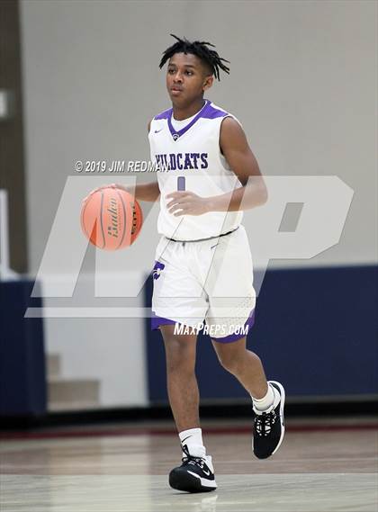 Thumbnail 1 in Alvin vs. Angleton (McDonald's Texas Invitational) photogallery.