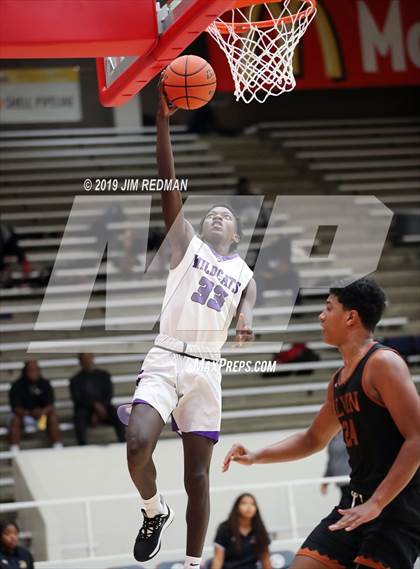 Thumbnail 3 in Alvin vs. Angleton (McDonald's Texas Invitational) photogallery.