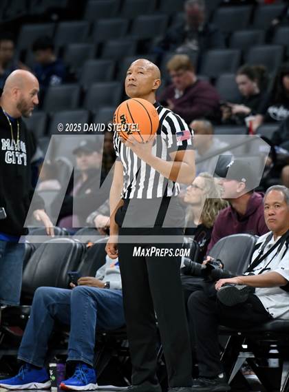 Thumbnail 2 in Fresno Christian vs. Priory (CIF State D4 Final) photogallery.