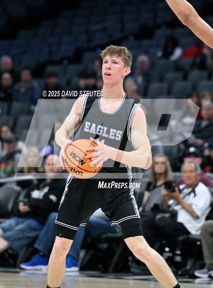 Thumbnail 2 in Fresno Christian vs. Priory (CIF State D4 Final) photogallery.