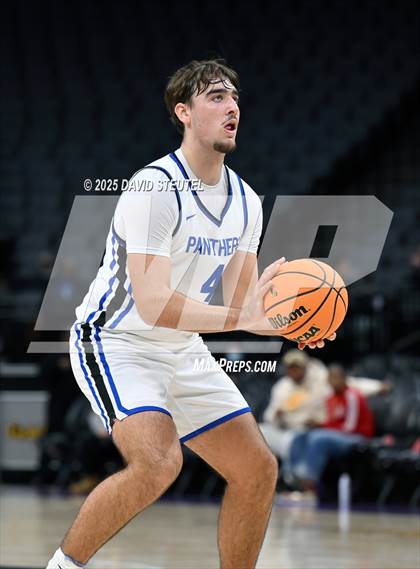 Thumbnail 1 in Fresno Christian vs. Priory (CIF State D4 Final) photogallery.