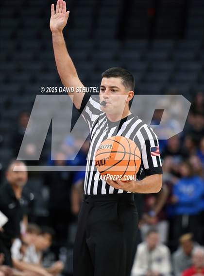 Thumbnail 2 in Fresno Christian vs. Priory (CIF State D4 Final) photogallery.