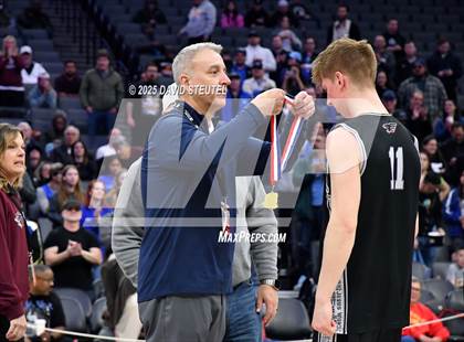 Thumbnail 3 in Fresno Christian vs. Priory (CIF State D4 Final) photogallery.