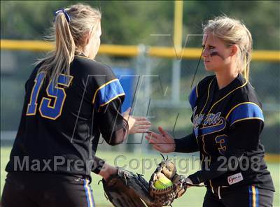 Thumbnail 2 in Royal @ Agoura photogallery.