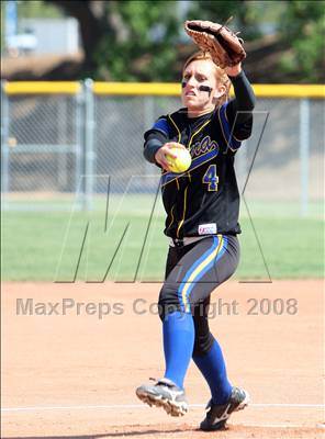 Thumbnail 1 in Royal @ Agoura photogallery.