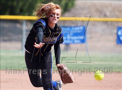 Thumbnail 1 in Royal @ Agoura photogallery.