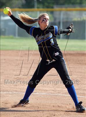 Thumbnail 1 in Royal @ Agoura photogallery.