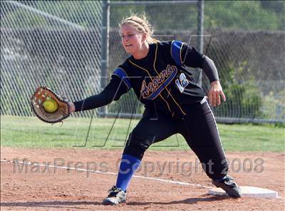Thumbnail 3 in Royal @ Agoura photogallery.