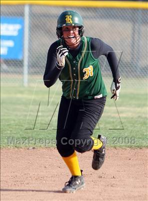 Thumbnail 3 in Royal @ Agoura photogallery.