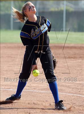 Thumbnail 2 in Royal @ Agoura photogallery.