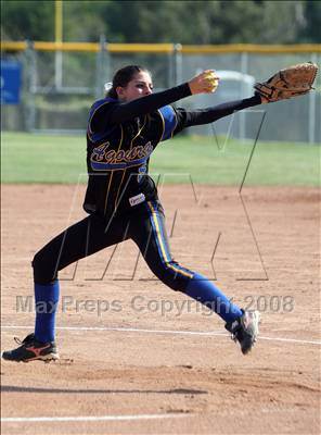 Thumbnail 1 in Royal @ Agoura photogallery.