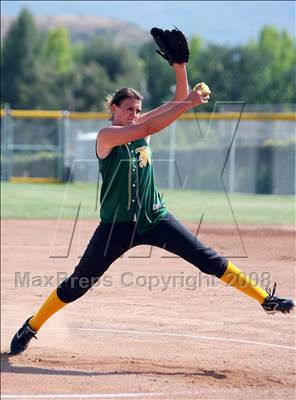 Thumbnail 2 in Royal @ Agoura photogallery.